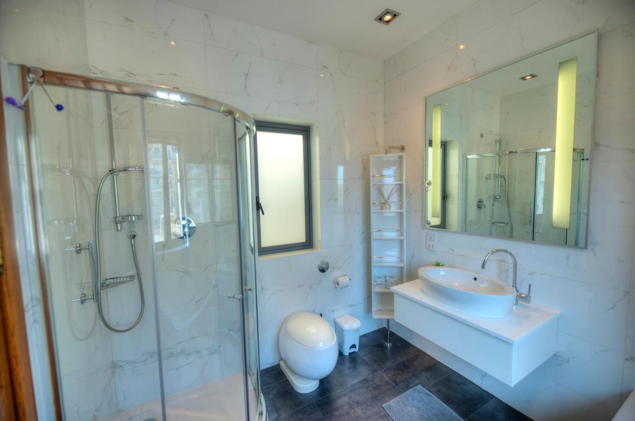 Spacious 3Bedrooms With Spectacular Views Goslm-6 Sliema Dış mekan fotoğraf